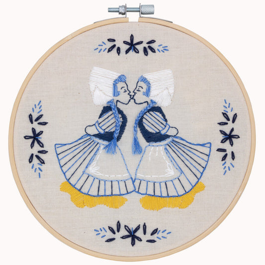 Dutch Girls embroidery kit