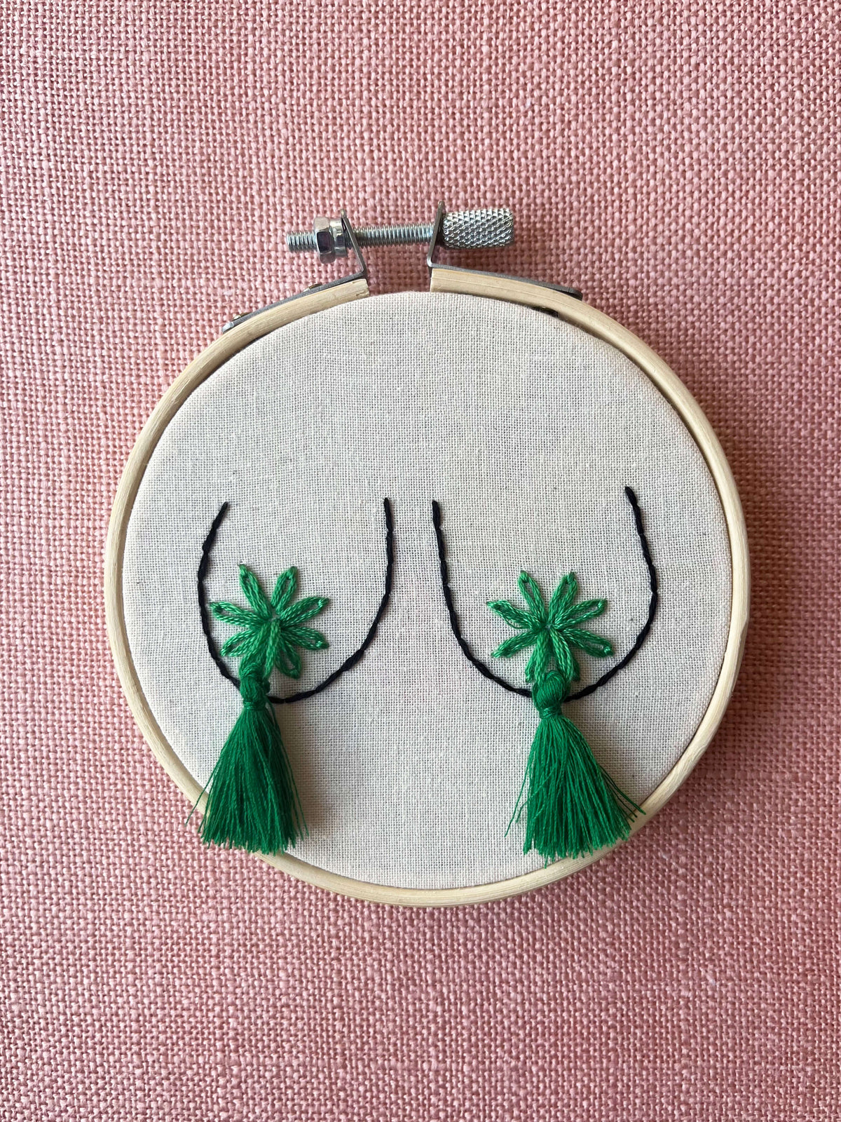 Titty Tassels borduurpakket 